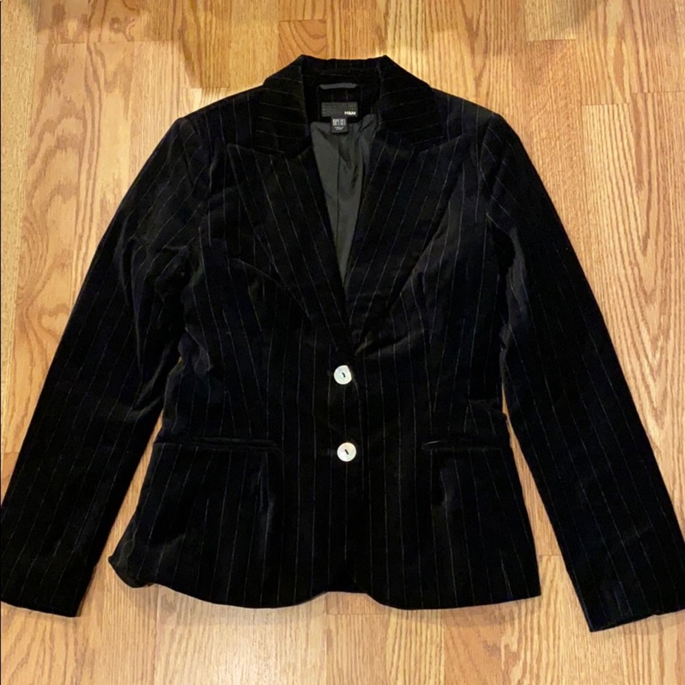 H&M black pinstripe velvet jacket (size 10)